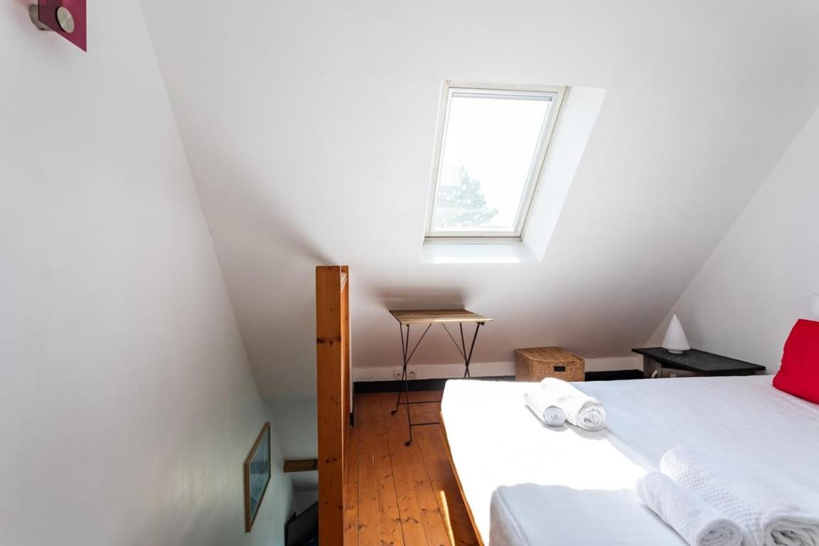 Le Capucin - Petit Duplex Avec Place De Parking Dinard Buitenkant foto