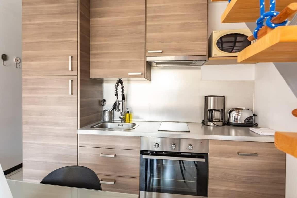 Le Capucin - Petit Duplex Avec Place De Parking Dinard Buitenkant foto