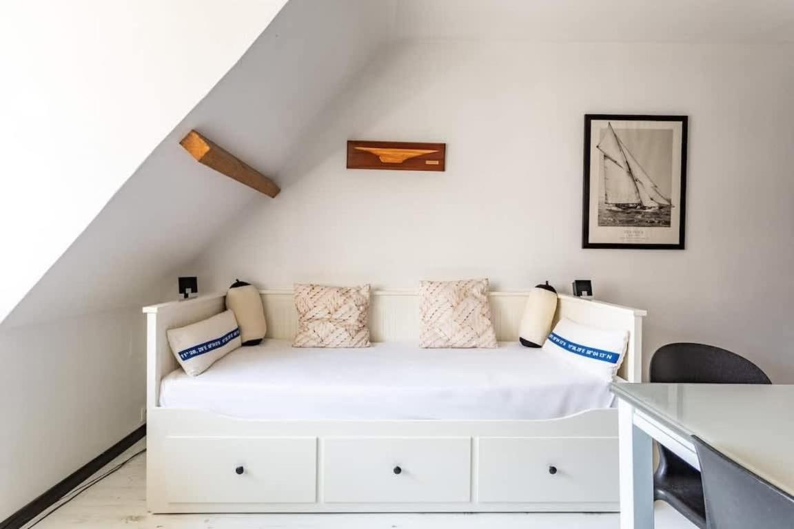 Le Capucin - Petit Duplex Avec Place De Parking Dinard Buitenkant foto